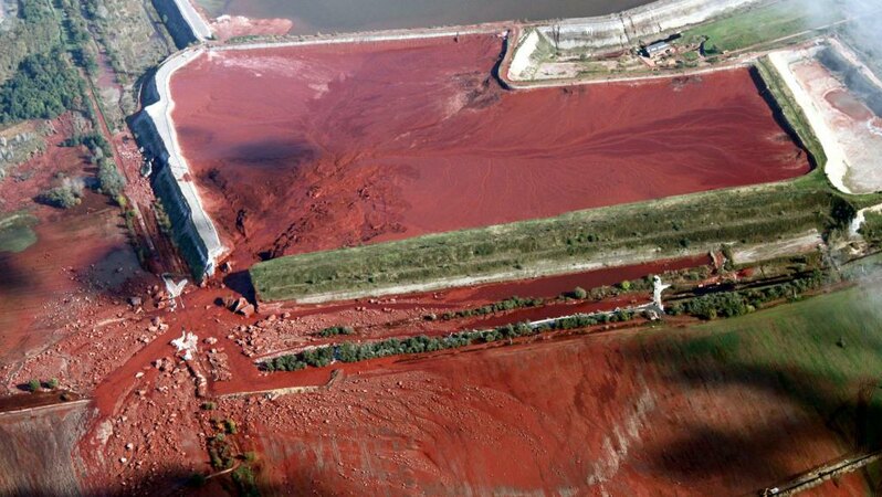 Подрыв дамбы в Венгрии